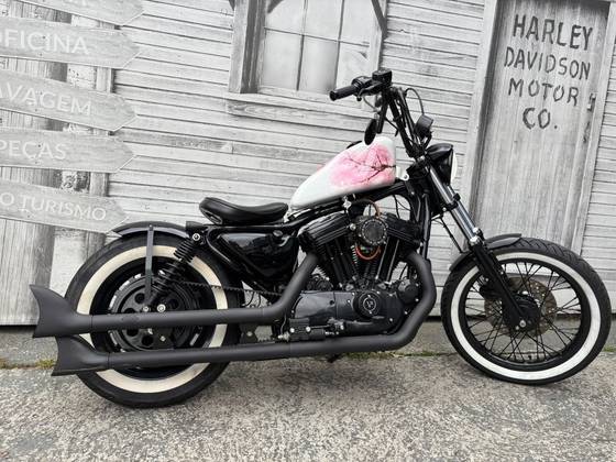 HARLEY-DAVIDSON SPORTSTER XL 883 STANDARD 